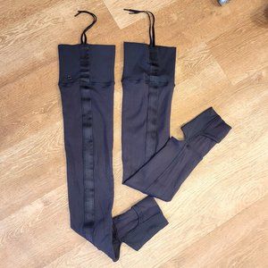 Leg Warmers, LULULEMON Black Stirup, Gathered Option Toe Cover Option OS